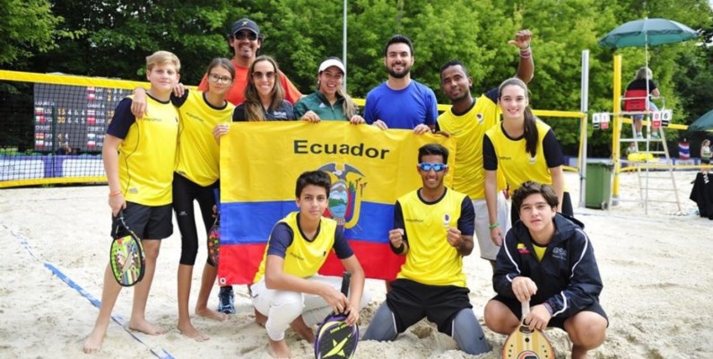 Ecuador se destaca en el mundial de Beach Tennis
