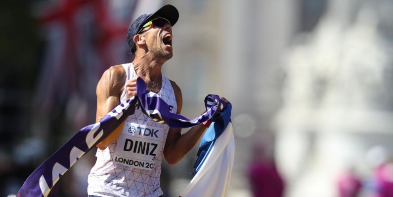 El francés Yohann Diniz se quedó con el oro en los 50 km marcha