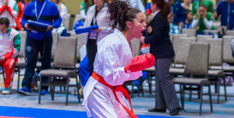 Jacqueline Factos: una karateca ecuatoriana de élite
